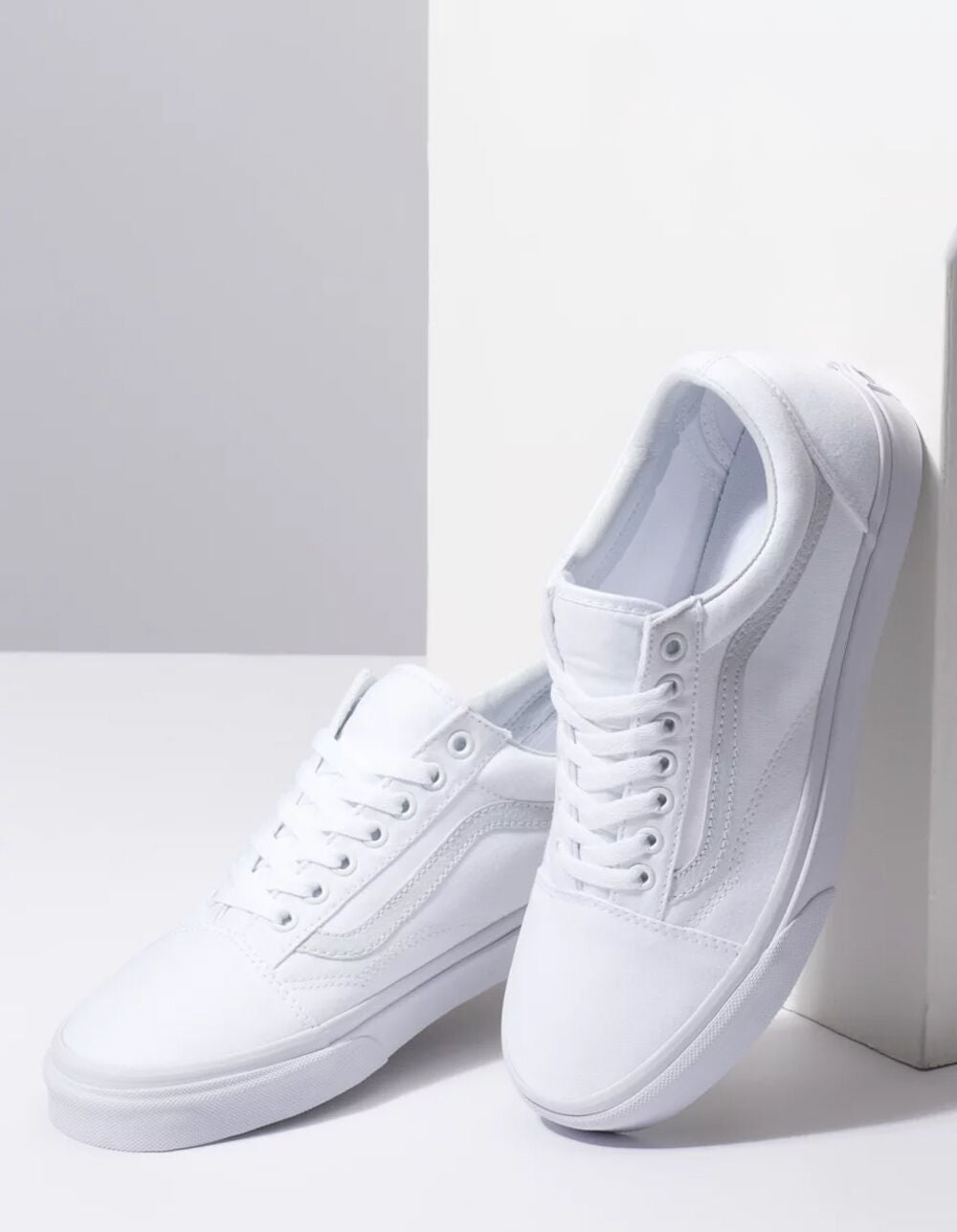 VANS Canvas Old Skool True White Shoes Euphoreia vans-canvas-old-skool-true-white-shoes-euphoreia